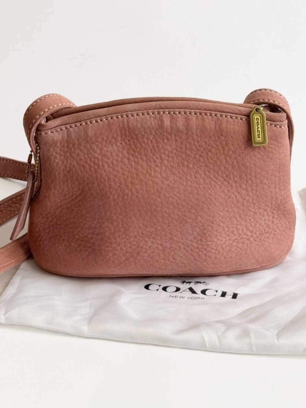 Vintage Coach 4945 Sonoma Small Zip Bag Nubuc Rose Leather Italy 1996